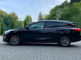 2019 Ford Focus IV, чёрный, 1590000 рублей, вид 3