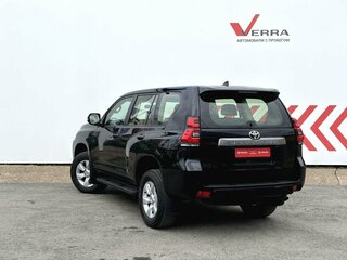 2021 Toyota Land Cruiser Prado 150 Series Рестайлинг 3, чёрный, 5650000 рублей, вид 3