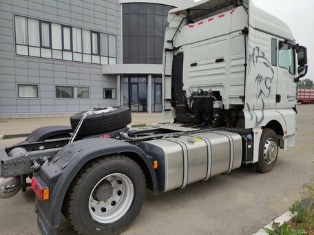 2023 Sinotruk Sitrak C7H, белый, 8610193 рублей, вид 2