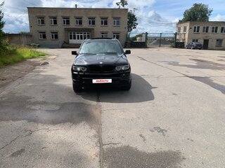 2004 BMW X5 4.4i I (E53) Рестайлинг, чёрный, 1000000 рублей, вид 3
