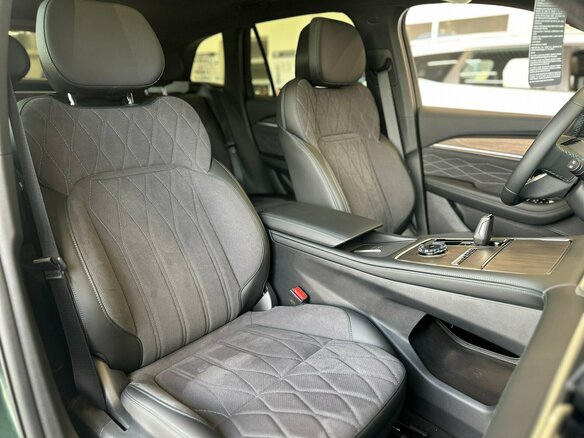 2026 Geely Monjaro I Рестайлинг, зелёный - вид 14