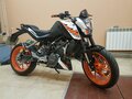 2017 KTM 200 Duke, белый - вид 2