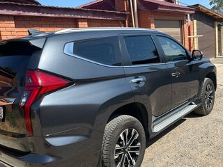 2023 Mitsubishi Montero Sport III Рестайлинг, серый, 4800000 рублей, вид 3