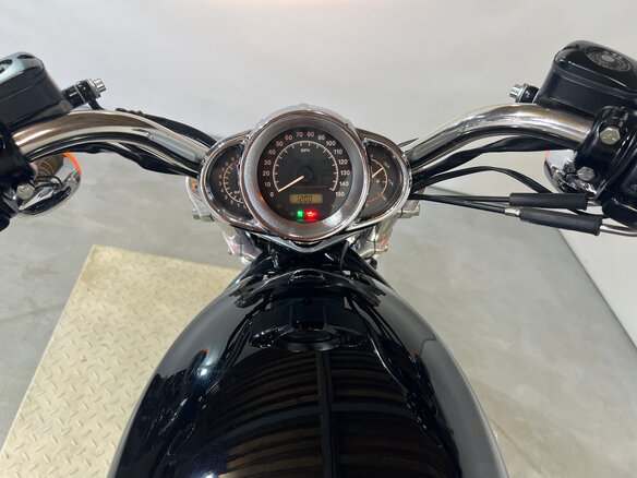 2004 Harley-Davidson V-Rod, чёрный, 560000 рублей - вид 24