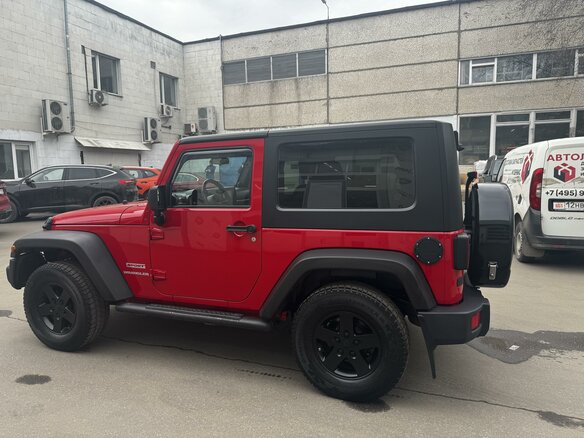 2008 Jeep Wrangler III (JK), красный, 2500000 рублей - вид 5