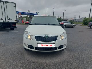 2009 Skoda Fabia II, белый, 300000 рублей, вид 1