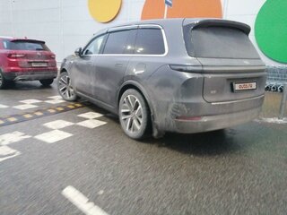 2024 Li Auto (Lixiang) L9 44.5 kWh I, серый, 6050000 рублей, вид 3