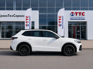 2026 Volkswagen Tiguan L Pro III (China Market), белый, 5100000 рублей, вид 4