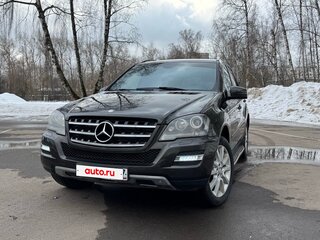 2011 Mercedes-Benz M-Класс 350 II (W164) Рестайлинг, коричневый, 1500000 рублей, вид 4