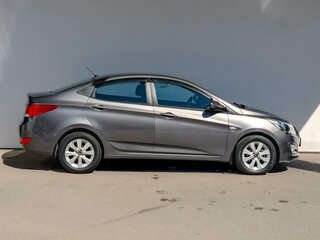 2016 Hyundai Solaris I Рестайлинг, серый, 1175000 рублей, вид 4