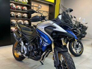 Voge 525DSX