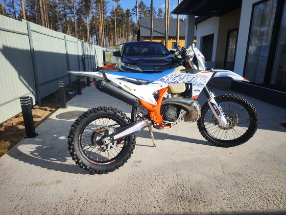 2024 KTM 300 EXC, оранжевый, 1250000 рублей - вид 9