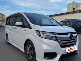 2018 Honda Stepwgn Spada V Рестайлинг, белый, 2550000 рублей, вид 1