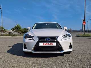 2016 Lexus IS 300h III Рестайлинг, белый, 2850000 рублей, вид 5