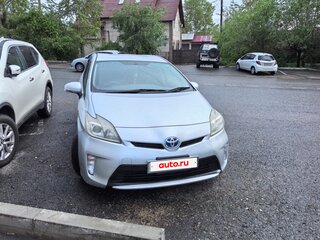 2012 Toyota Prius III Рестайлинг (XW30), серебристый, 1059000 рублей, вид 1
