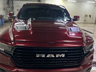 2022 Ram 1500 Crew Cab eTorque V, красный, 7500000 рублей, вид 2