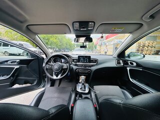2018 Kia Ceed III, серебристый, 1500000 рублей, вид 3