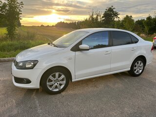 2013 Volkswagen Polo V, белый, 549000 рублей, вид 1