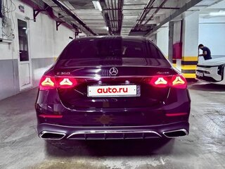 2025 Mercedes-Benz E-Класс 300 VI (W214, S214), чёрный, 8750000 рублей, вид 5
