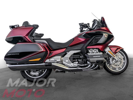 2018 Honda GL 1800 Gold Wing, красный, 2740000 рублей, вид 1