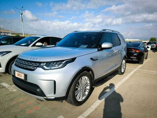 2017 Land Rover Discovery V, серебристый, 2800000 рублей, вид 4