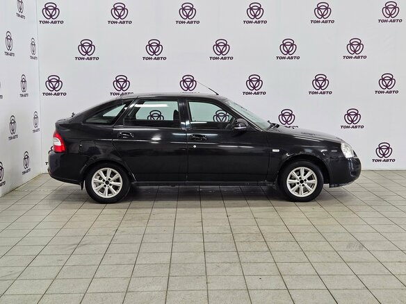 2015 Lada (ВАЗ) Priora I Рестайлинг, чёрный - вид 3
