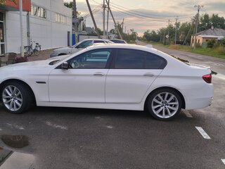 2014 BMW 5 серии 528i xDrive VI (F10/F11/F07) Рестайлинг, белый, 1400000 рублей, вид 4