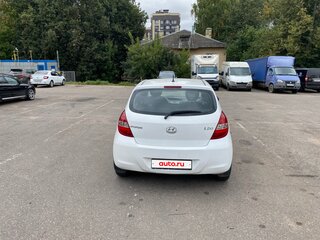 2010 Hyundai i20 I, белый, 590000 рублей, вид 4