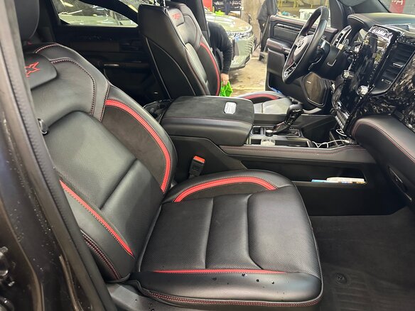 2022 Ram 1500 Crew Cab TRX V, серый, 13900000 рублей - вид 10