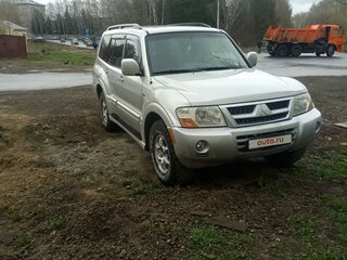 2002 Mitsubishi Montero III, серебристый, 1200000 рублей, вид 3