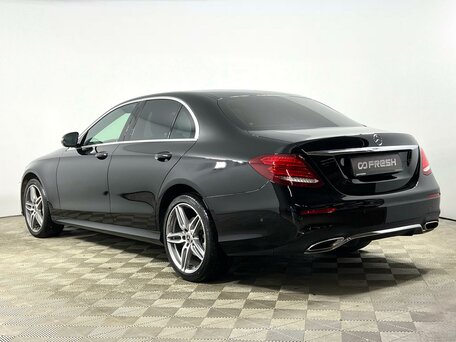 2019 Mercedes-Benz E-Класс 200 V (W213, S213, C238), чёрный, 2945200 рублей, вид 2