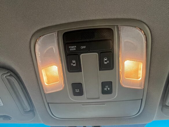2019 Kia Carnival III, чёрный - вид 34