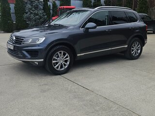 2015 Volkswagen Touareg II Рестайлинг, серый, 2500000 рублей, вид 2