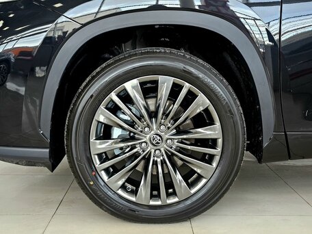 2026 Toyota Highlander IV (XU70), чёрный, 5680000 рублей, вид 4