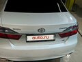2015 Toyota Camry VII (XV50) Рестайлинг, белый, 2100000 рублей - вид 2