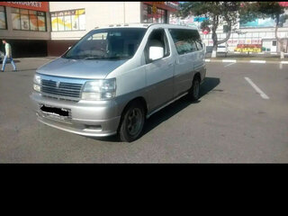 1998 Nissan Elgrand I (E50), белый, 650000 рублей, вид 2