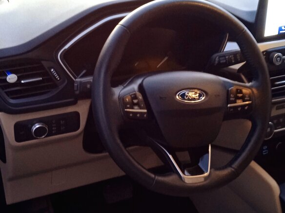2021 Ford Escape IV, коричневый, 1368965 рублей - вид 12