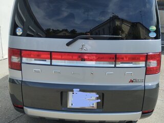 2015 Mitsubishi Delica D:5 I, серый, 1800000 рублей, вид 3
