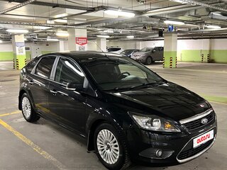2011 Ford Focus II Рестайлинг, чёрный, 650000 рублей, вид 1