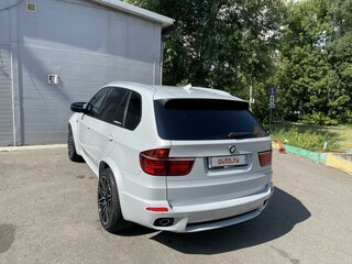 2009 BMW X5 35d II (E70), серебристый, 2328000 рублей, вид 5