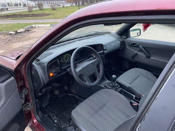 1991 Volkswagen Passat B3, красный, 150000 рублей - вид 10