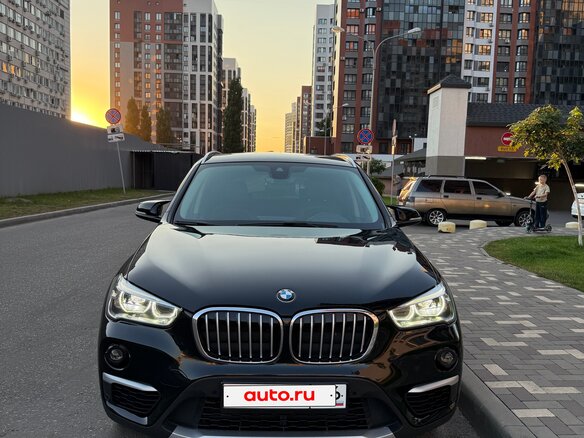 2018 BMW X1 18d xDrive II (F48), чёрный - вид 1