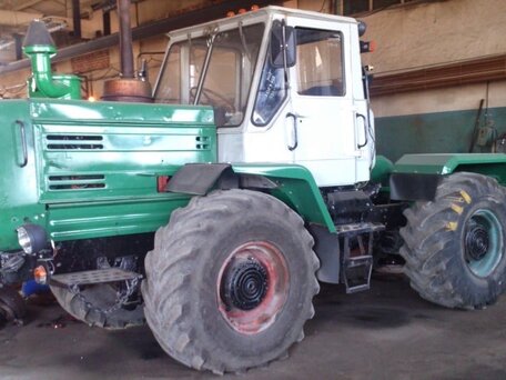 2022 ХТЗ Т-150К, зелёный, 1500000 рублей, вид 1
