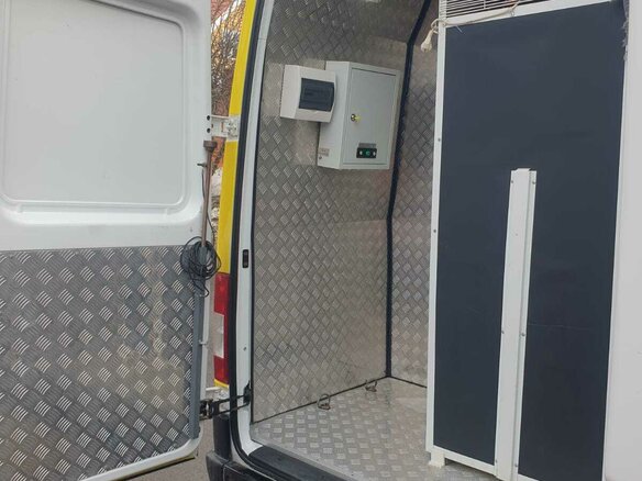 2015 Mercedes-Benz Sprinter Classic, белый, 3999999 рублей - вид 22