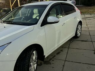 2013 Chevrolet Cruze I Рестайлинг, белый, 870000 рублей, вид 4
