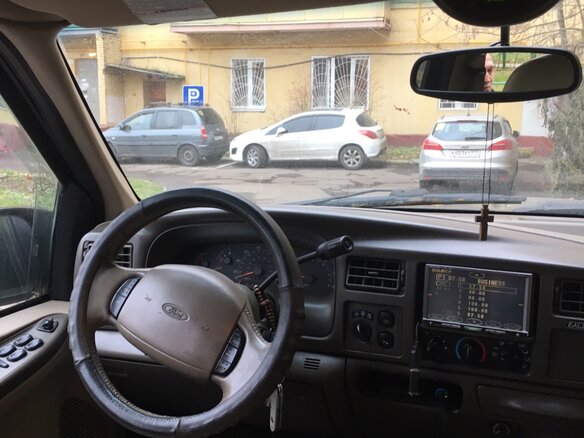 2001 Ford Excursion, чёрный - вид 3