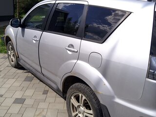 2011 Mitsubishi Outlander II Рестайлинг, серебристый, 1190000 рублей, вид 1