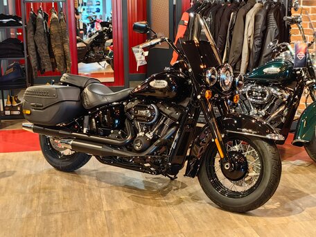 2022 Harley-Davidson Heritage, чёрный, 3500000 рублей, вид 2