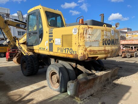 2002 Komatsu PW170, жёлтый, 1850000 рублей, вид 3