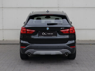 2016 BMW X1 28i xDrive II (F48), чёрный, 2850000 рублей, вид 4